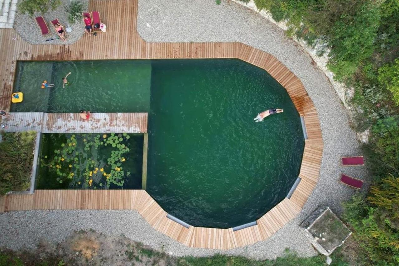Grand Gite Les Cabanes De Fallot Pour 19 Personnes - Piscine Naturelle L'isle-Bouzon Bagian luar foto